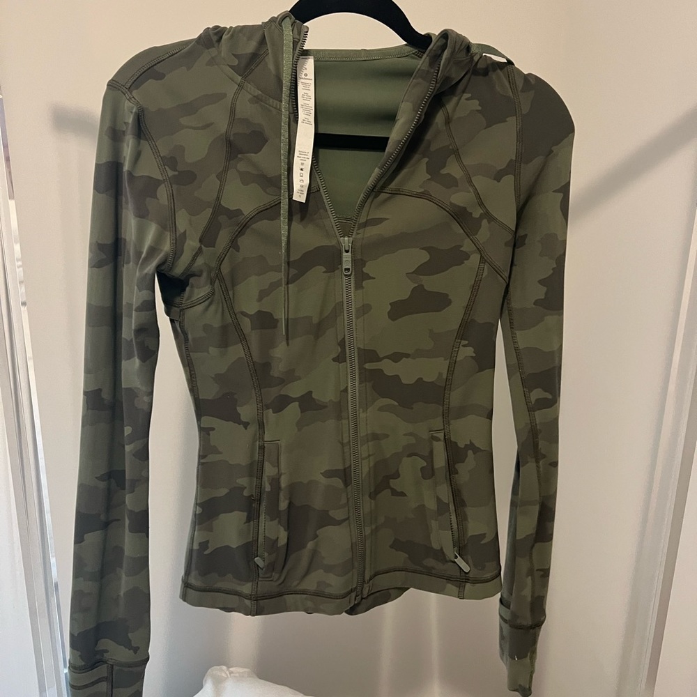 Worn once Lululemon define jacket